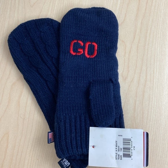 NWT Team USA Navy Blue Cable Knit Mittens - Picture 2 of 4